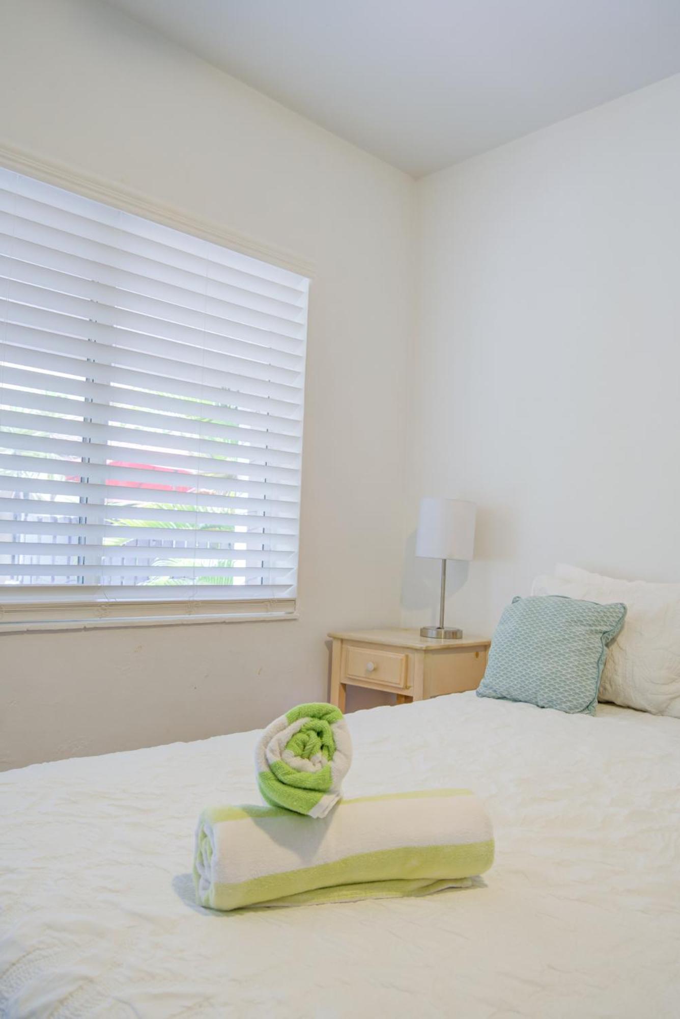 Efficiency 2 On Water Las Olas, Beach And Free Kayaks Fort Lauderdale Exterior foto